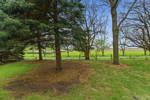 Tiny photo for 534 mallard Lane #B, Sugar Grove, IL 60554 (MLS # 12592316)
