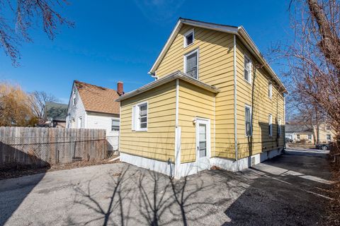 Tiny photo for 614 Walnut Street, Waukegan, IL 60085 (MLS # 12579955)