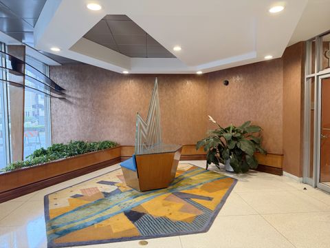 Tiny photo for 6301 N Sheridan Road #21E, Chicago, IL 60660 (MLS # 12473920)