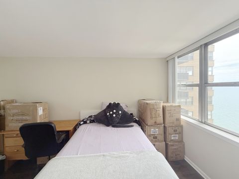 Tiny photo for 6301 N Sheridan Road #21E, Chicago, IL 60660 (MLS # 12473920)