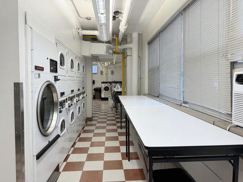 Tiny photo for 6301 N Sheridan Road #21E, Chicago, IL 60660 (MLS # 12473920)