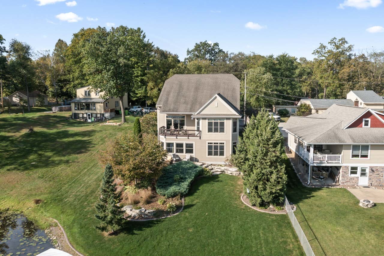 Waterford, Wisconsin, 53185, United States, 4 Bedrooms Bedrooms, ,4 BathroomsBathrooms,Residential,Active,2028266