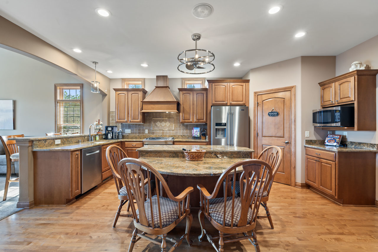 Waterford, Wisconsin, 53185, United States, 4 Bedrooms Bedrooms, ,4 BathroomsBathrooms,Residential,Active,2028266