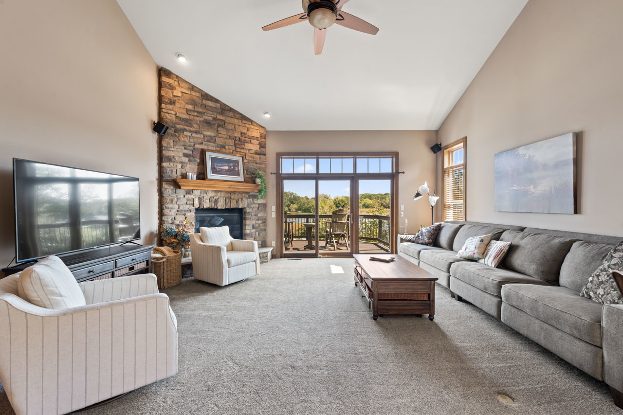 Waterford, Wisconsin, 53185, United States, 4 Bedrooms Bedrooms, ,4 BathroomsBathrooms,Residential,Active,2028266