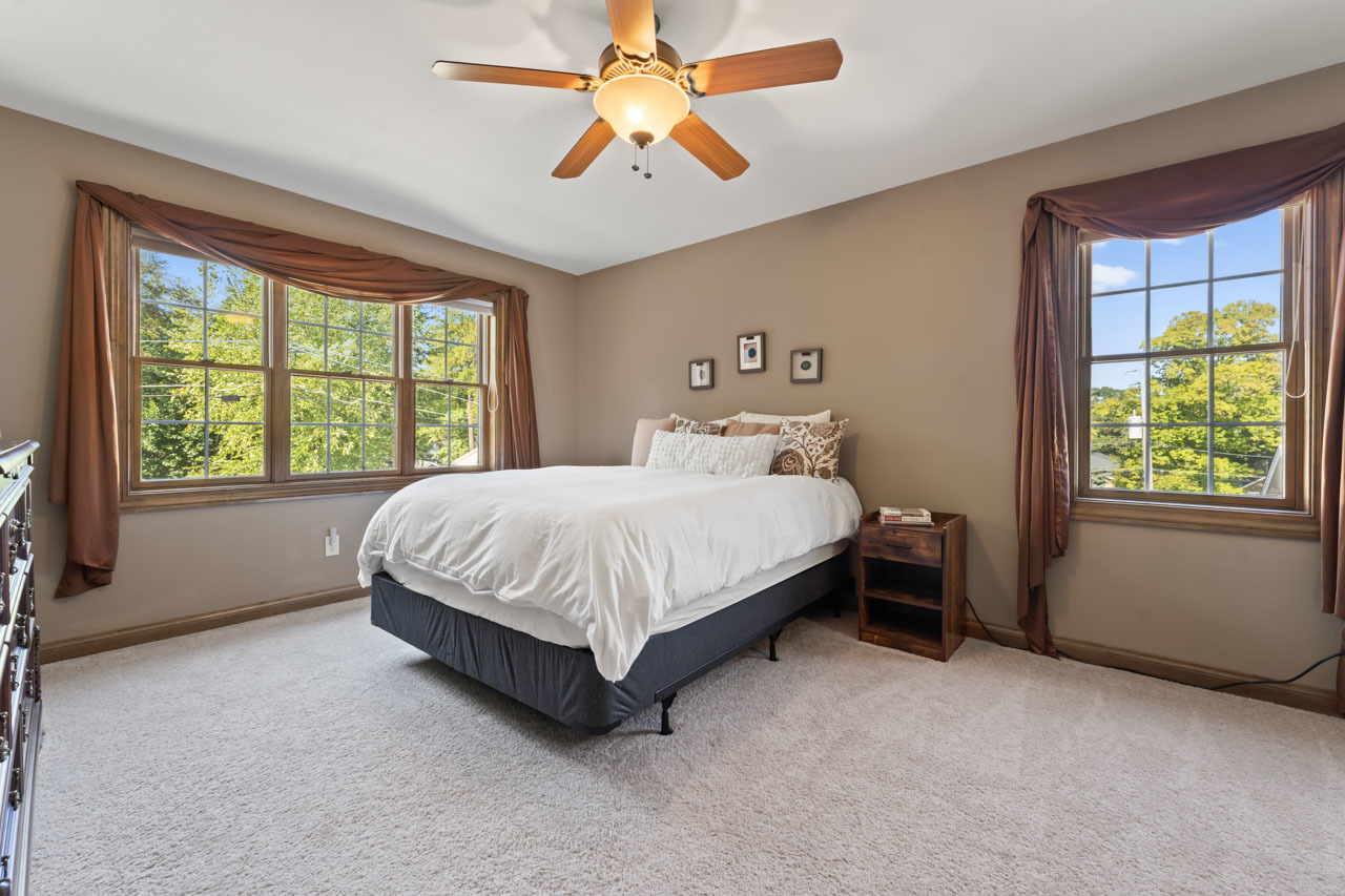 Waterford, Wisconsin, 53185, United States, 4 Bedrooms Bedrooms, ,4 BathroomsBathrooms,Residential,Active,2028266