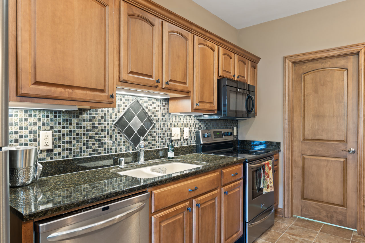 Waterford, Wisconsin, 53185, United States, 4 Bedrooms Bedrooms, ,4 BathroomsBathrooms,Residential,Active,2028266