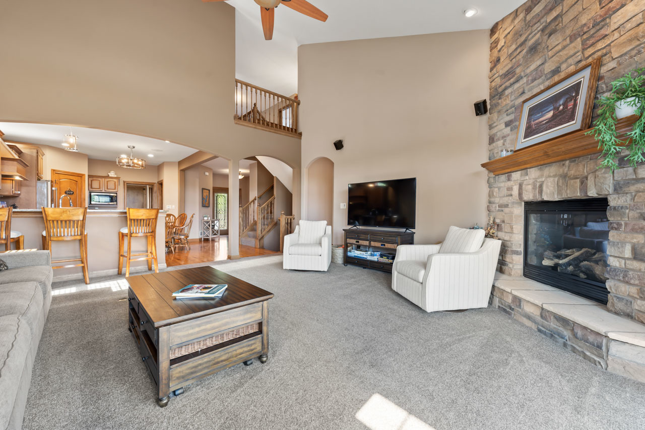 Waterford, Wisconsin, 53185, United States, 4 Bedrooms Bedrooms, ,4 BathroomsBathrooms,Residential,Active,2028266