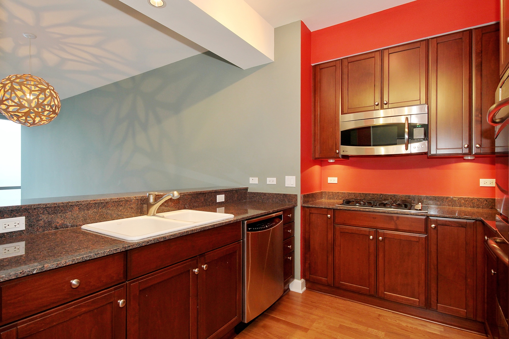 1211 S Prairie Avenue 4602