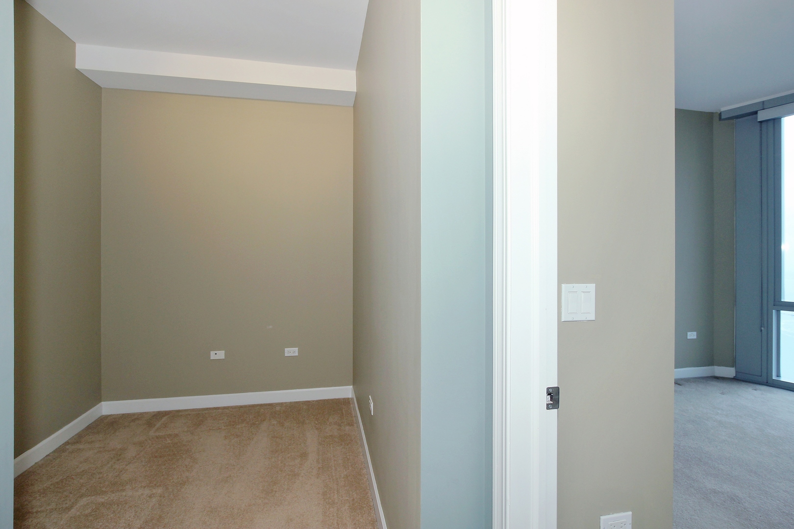 1211 S Prairie Avenue 4602