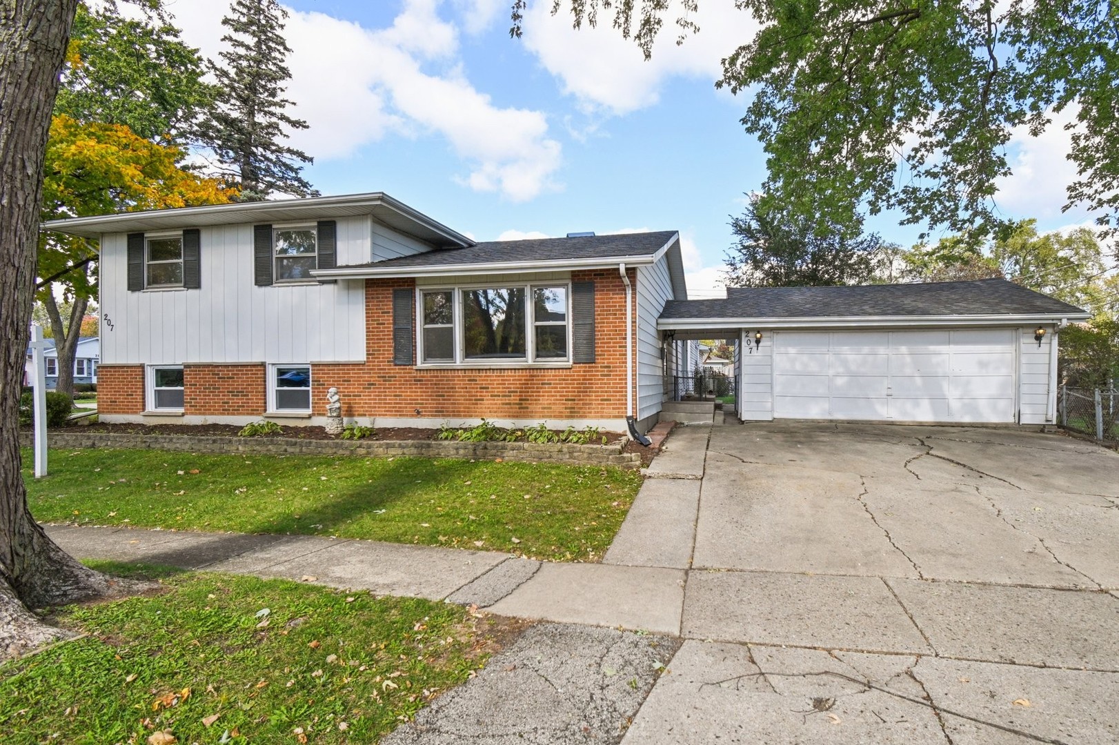 207 N Idlewild Avenue