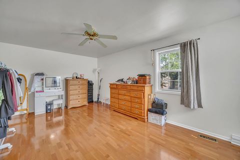 Tiny photo for 119 E Aspen Circle, Hainesville, IL 60030 (MLS # 12713006)