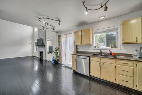 Tiny photo for 119 E Aspen Circle, Hainesville, IL 60030 (MLS # 12713006)