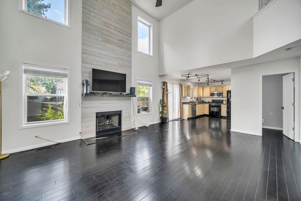 119 E Aspen Circle