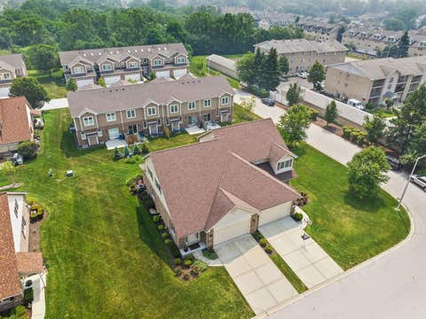 Tiny photo for 9415 Saratoga Court, Hickory Hills, IL 60457 (MLS # 12713381)