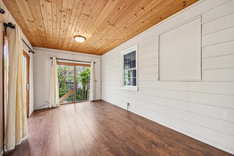 Tiny photo for 158 N Garfield Avenue, Mundelein, IL 60060 (MLS # 12632268)