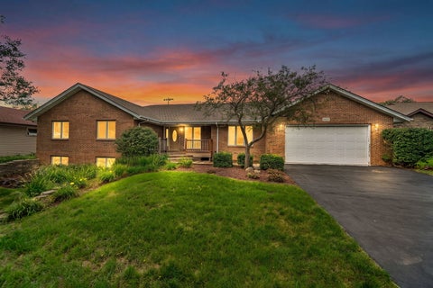 Photo of 6626 Shadybrook Trail, Loves Park, IL 61111 (MLS # 12764490)