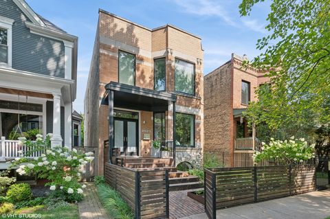 2523 N Drake Avenue Chicago IL 60647