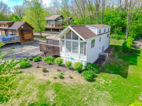 Tiny photo for 260 Fossil Bay Court, Wilmington, IL 60481 (MLS # 12629186)