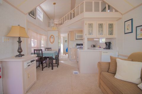 Tiny photo for 260 Fossil Bay Court, Wilmington, IL 60481 (MLS # 12629186)