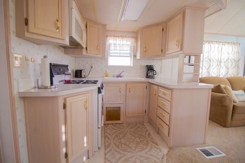 Tiny photo for 260 Fossil Bay Court, Wilmington, IL 60481 (MLS # 12629186)