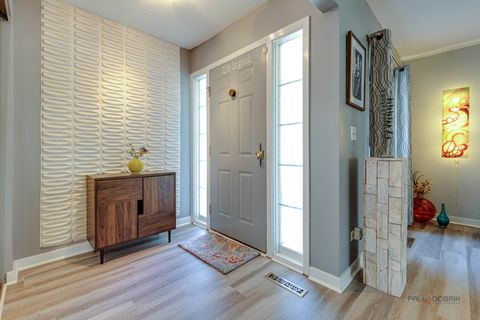 Tiny photo for 863 Barlina Road, Crystal Lake, IL 60014 (MLS # 12462219)