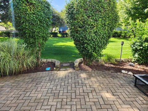 Tiny photo for 863 Barlina Road, Crystal Lake, IL 60014 (MLS # 12462219)