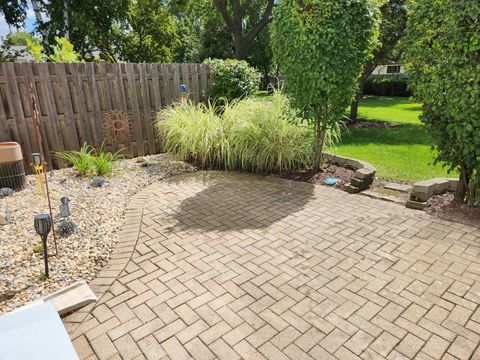 Tiny photo for 863 Barlina Road, Crystal Lake, IL 60014 (MLS # 12462219)