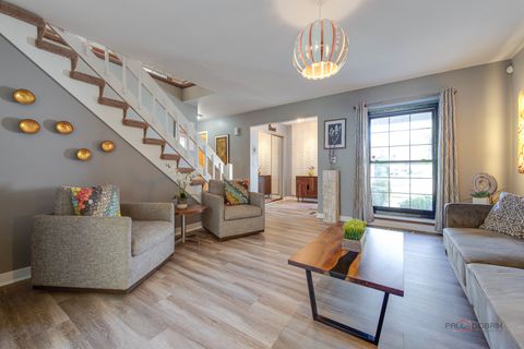 Tiny photo for 863 Barlina Road, Crystal Lake, IL 60014 (MLS # 12462219)