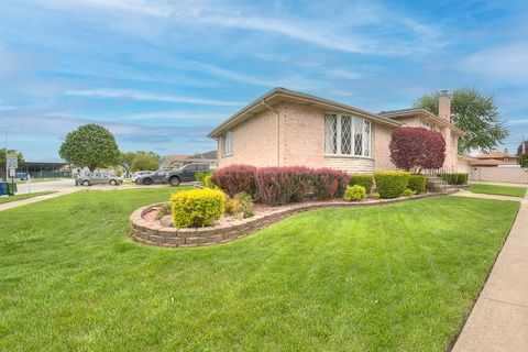 Tiny photo for 9300 Austin Avenue, Oak Lawn, IL 60453 (MLS # 12646984)