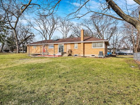 Tiny photo for 21W051 Woodview Drive, Itasca, IL 60143 (MLS # 12557338)