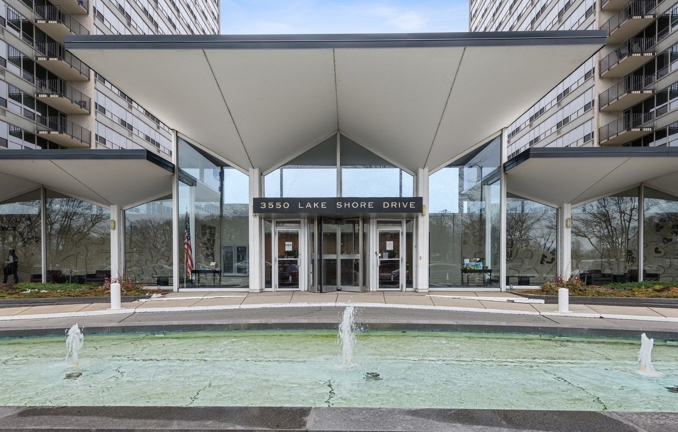 3550 N Lake Shore Drive 1813