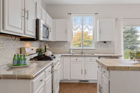 Tiny photo for 2417 Geneva Lane, Montgomery, IL 60538 (MLS # 12494137)