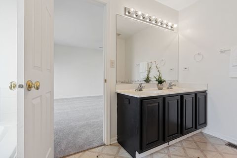 Tiny photo for 2417 Geneva Lane, Montgomery, IL 60538 (MLS # 12494137)