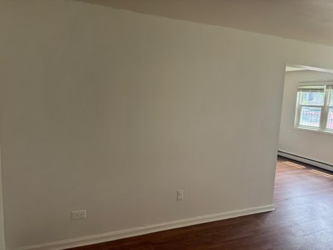 Tiny photo for 1728 W FARWELL Avenue #107, Chicago, IL 60626 (MLS # 12673254)