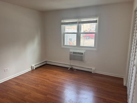 Tiny photo for 1728 W FARWELL Avenue #107, Chicago, IL 60626 (MLS # 12673254)