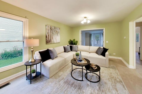Tiny photo for 861 W Dorset Avenue, Palatine, IL 60067 (MLS # 12761444)