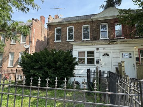 10547 S Corliss Avenue Chicago IL 60628