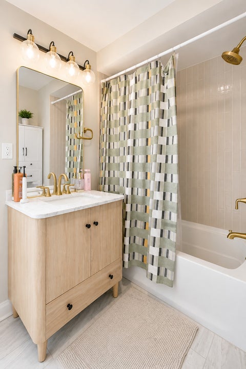 Tiny photo for 6133 N Karlov Avenue, Chicago, IL 60646 (MLS # 12741865)