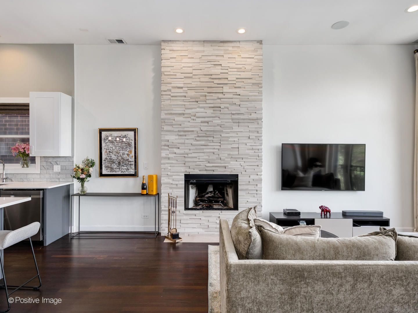 849 N Paulina Street 3