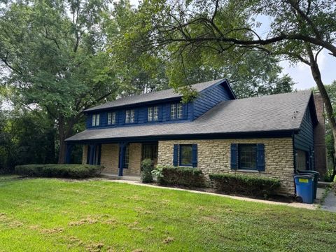 Tiny photo for 5N400 Fence Rail Court, St. Charles, IL 60175 (MLS # 12450910)