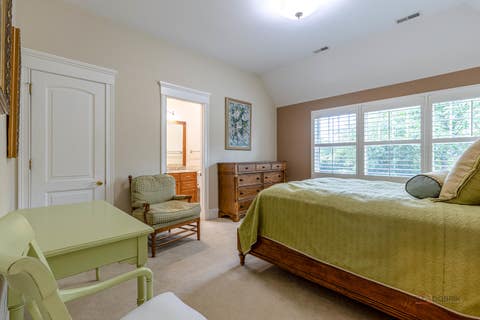 Tiny photo for 64 Crescent Drive, Glencoe, IL 60022 (MLS # 12719491)