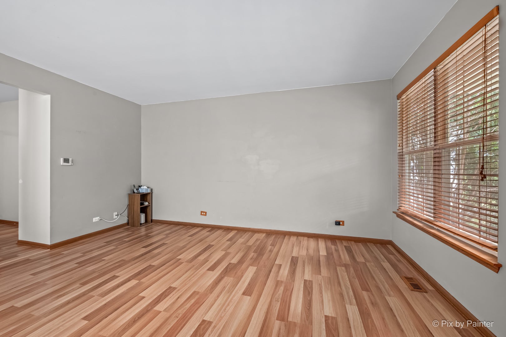754 GOLDEN OAK Circle