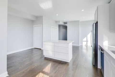 Tiny photo for 313 E 60th Street #4, Chicago, IL 60637 (MLS # 12598686)