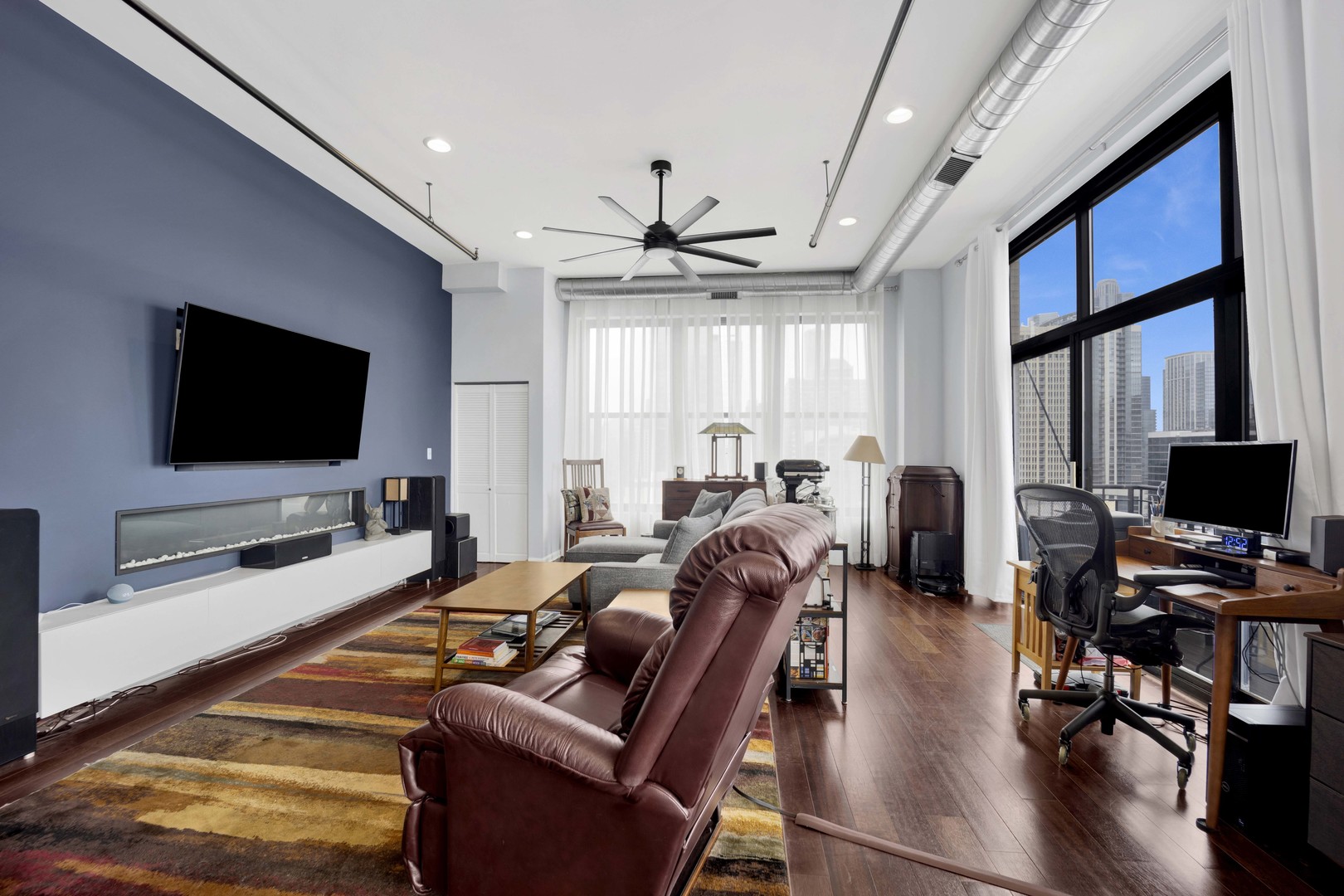 1516 S WABASH Avenue 1102