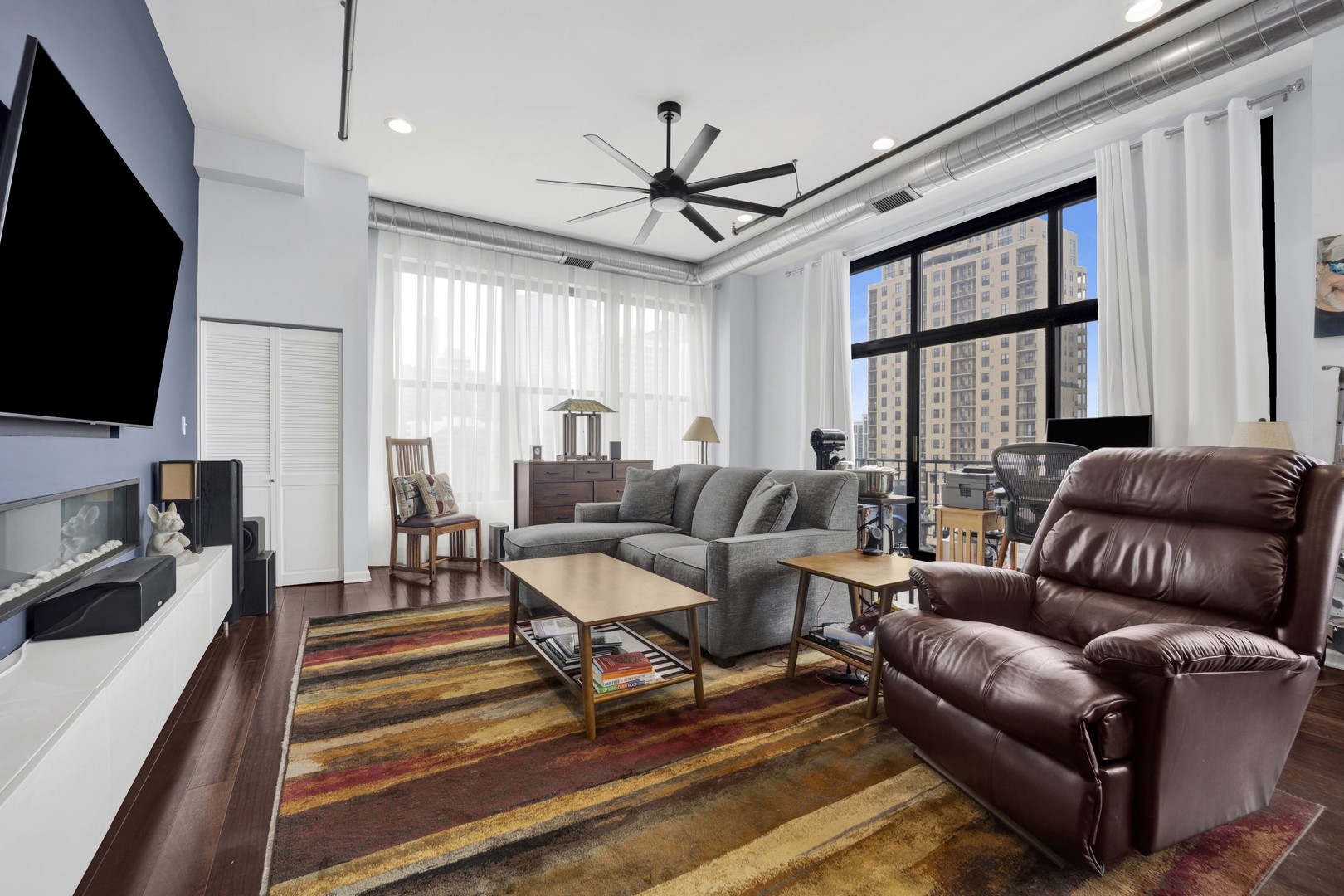 1516 S WABASH Avenue 1102