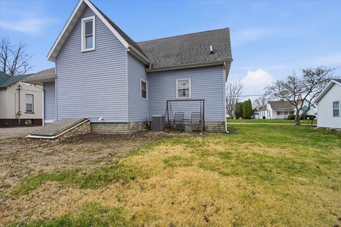 Tiny photo for 412 N Wood Street, Maroa, IL 61756 (MLS # 12601129)