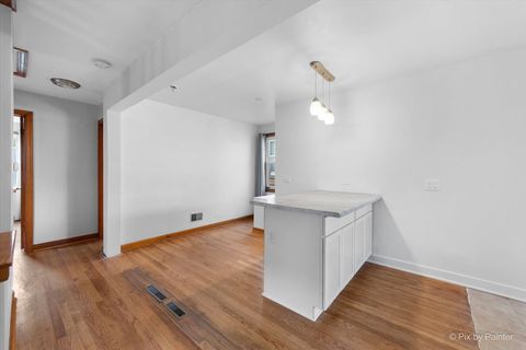 Tiny photo for 3926 N Plainfield Avenue, Chicago, IL 60634 (MLS # 12507787)
