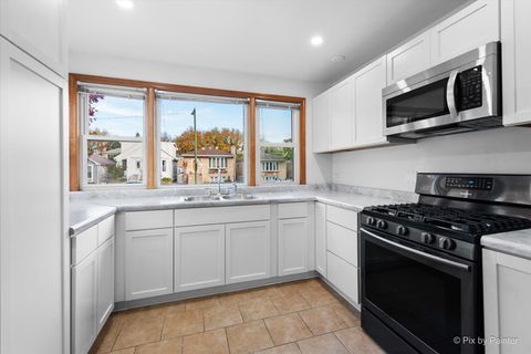 Tiny photo for 3926 N Plainfield Avenue, Chicago, IL 60634 (MLS # 12507787)