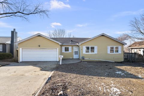 Photo of 2518 13th Street, Rock Island, IL 61201 (MLS # 12560679)