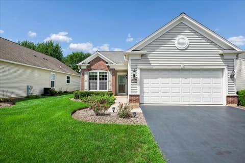 Tiny photo for 3304 Comstock Court, Mundelein, IL 60060 (MLS # 12703761)